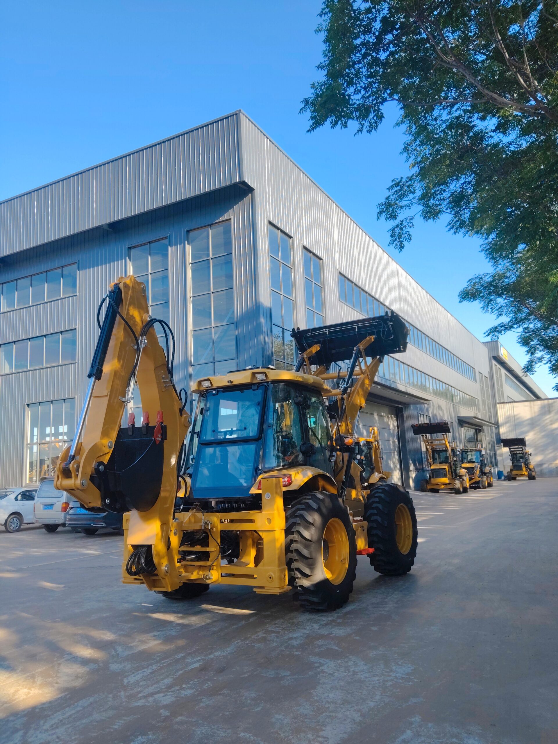 RB388 Luxury Backhoe Loader view 5
